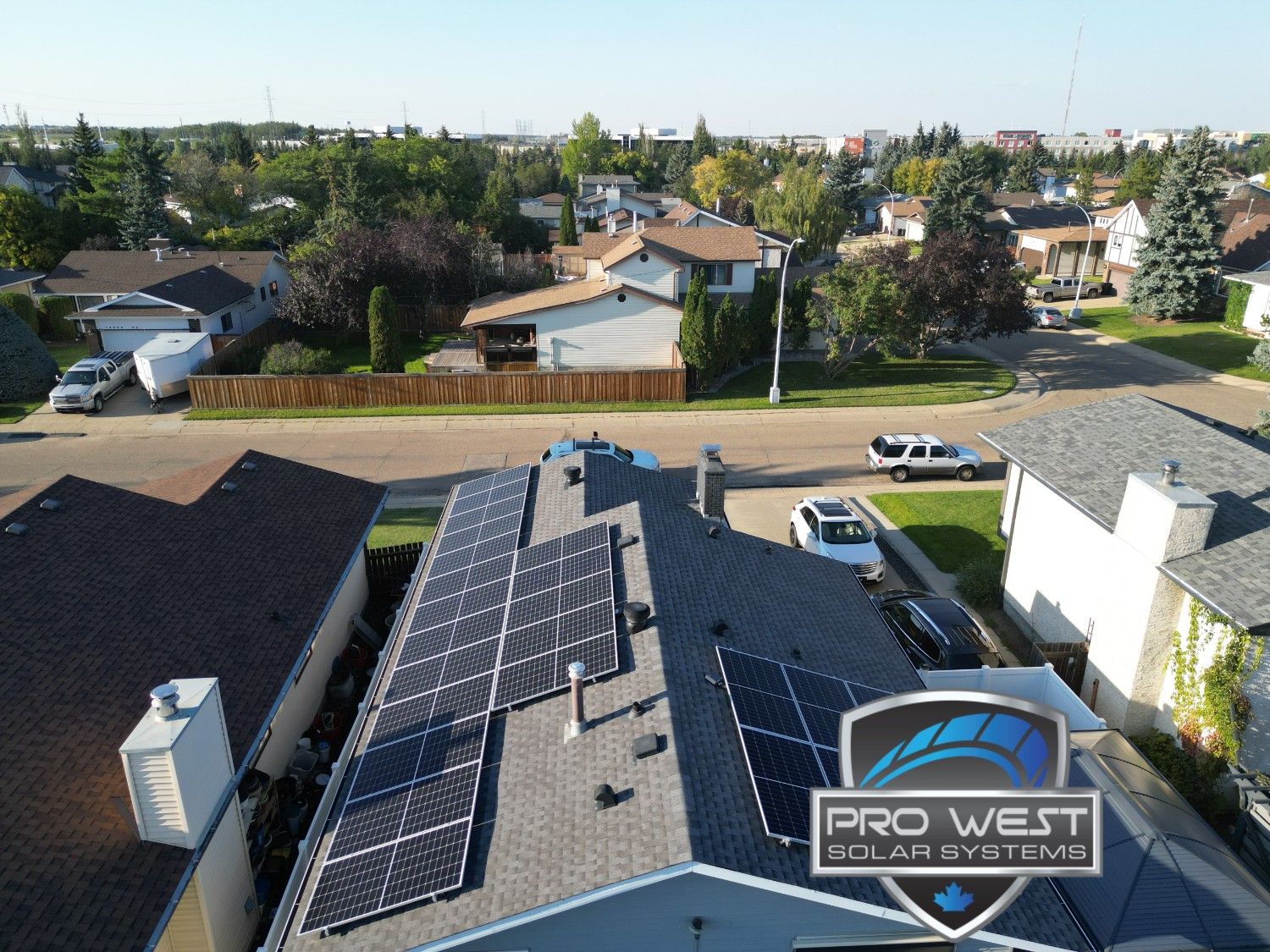 Why Partnering with a Leading Solar Panel Company in Edmonton Makes Sense